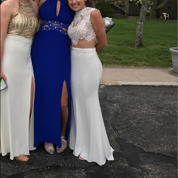 Prom dress - Picture 7 of 8